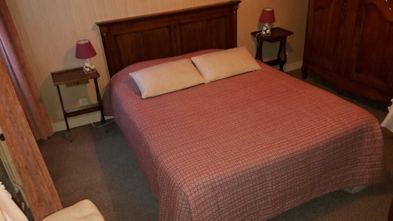 Logis Hotel Le Cor D'Argent מראה חיצוני תמונה