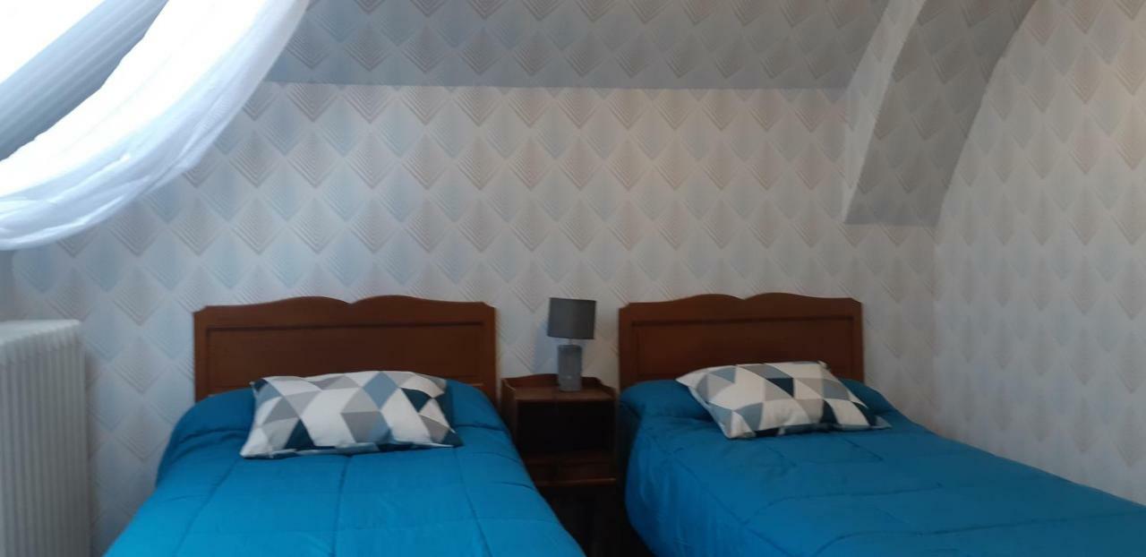 Logis Hotel Le Cor D'Argent מראה חיצוני תמונה