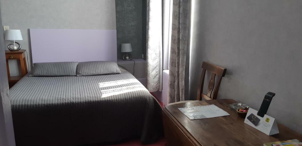 Logis Hotel Le Cor D'Argent מראה חיצוני תמונה